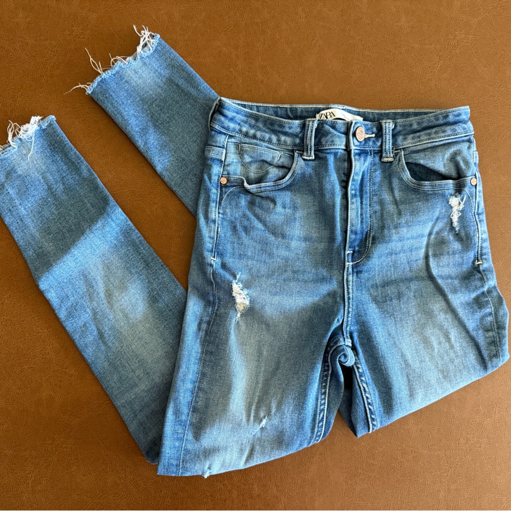 Zara Ripped Skinny Jeans